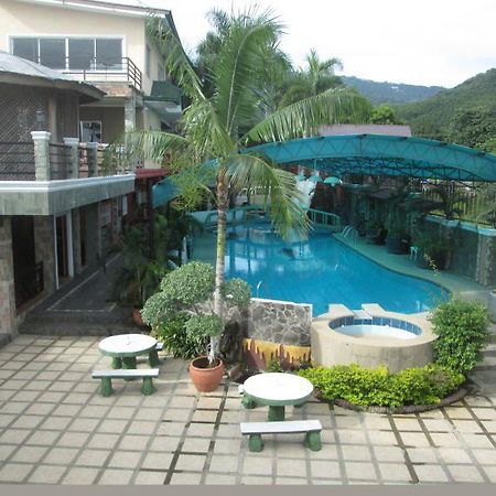 Villa Khristalene Batangas ภายนอก รูปภาพ